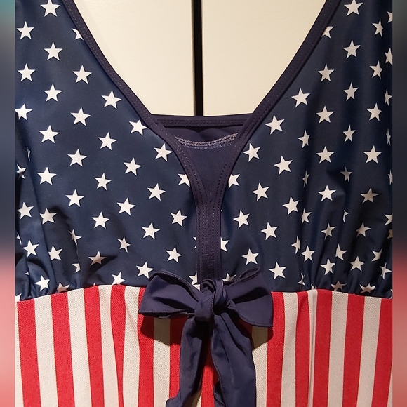 American Flag Plus Size Swimsuit Swimdress - Picture 4 of 6